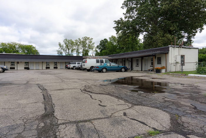 Best Motel - Real Estate Photo (newer photo)